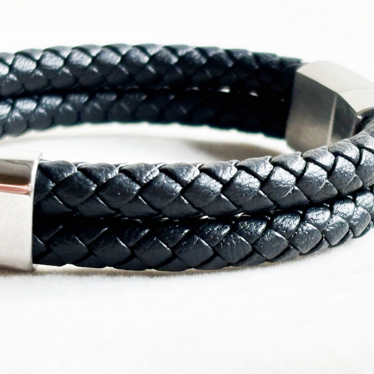 Wealth God Dzi Bead w/ Leather Bangle