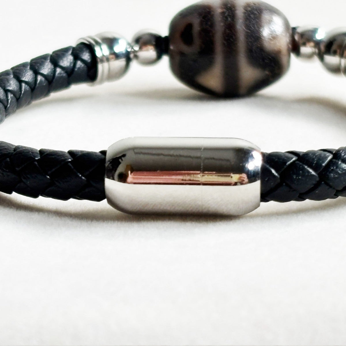 Lotus Tiger Tooth Dzi Bead w/ Leather Bangle